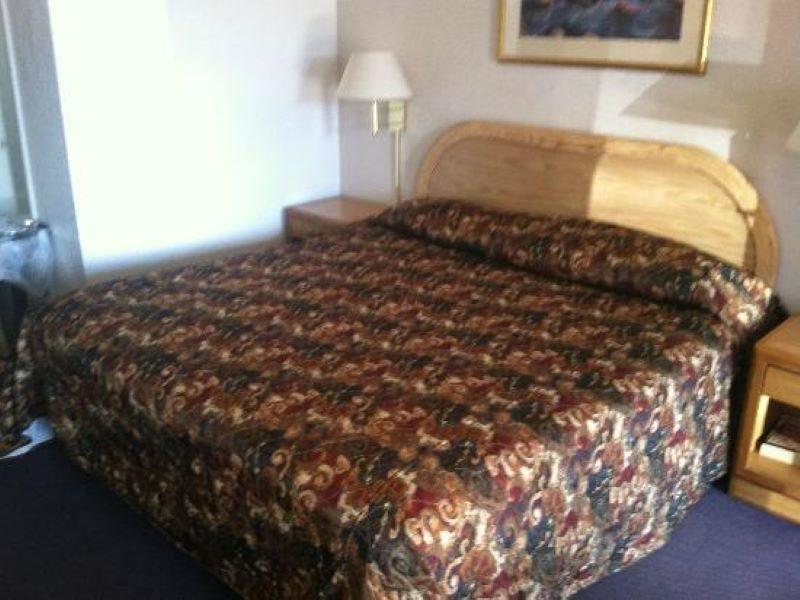Rodeway Inn & Suites Colorado Springs Zewnętrze zdjęcie