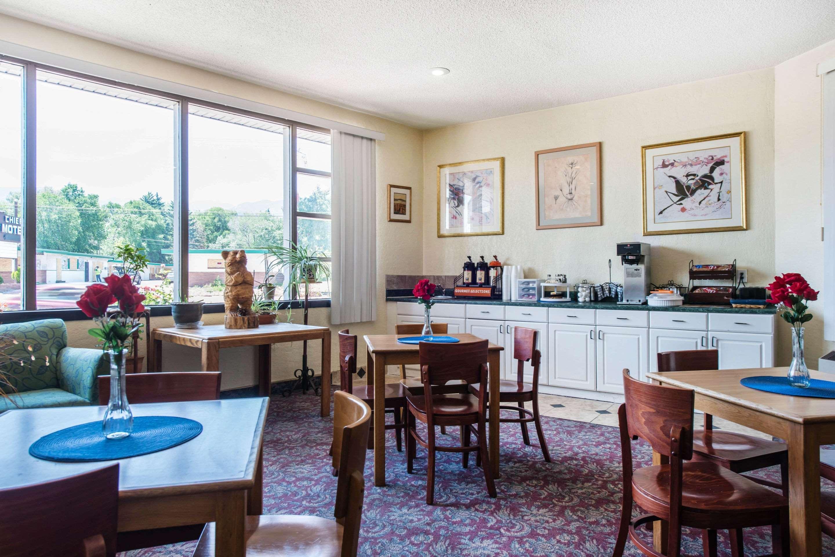 Rodeway Inn & Suites Colorado Springs Zewnętrze zdjęcie