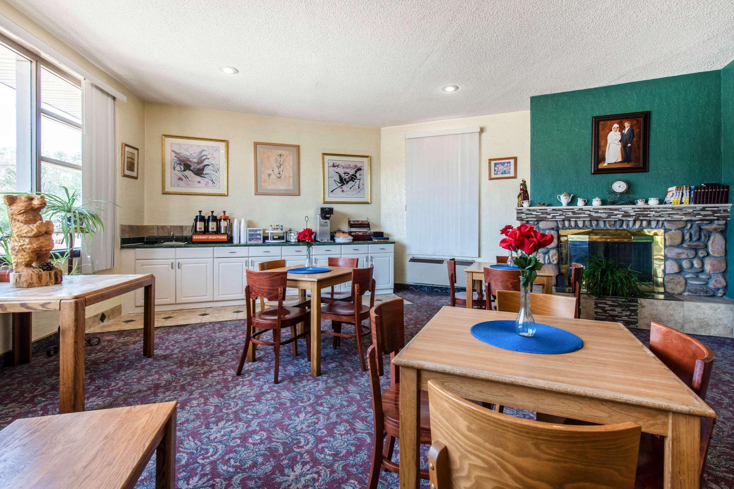 Rodeway Inn & Suites Colorado Springs Zewnętrze zdjęcie